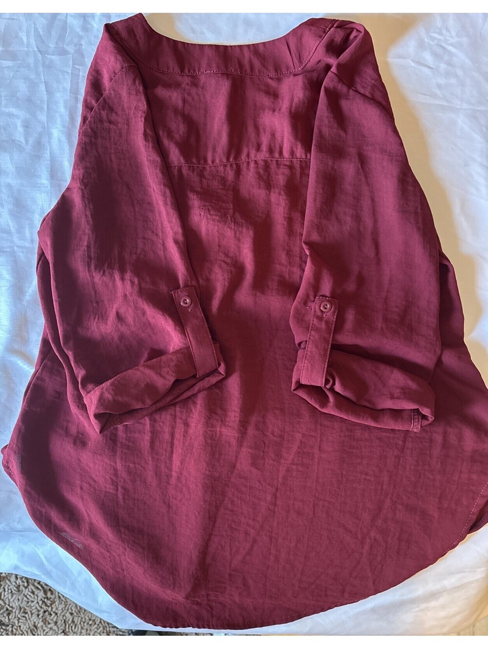 RUE21 Torrid Burgundy V-Neck Roll Tab Sleeve Tunic Blouse Size sm - Picture 4 of 4